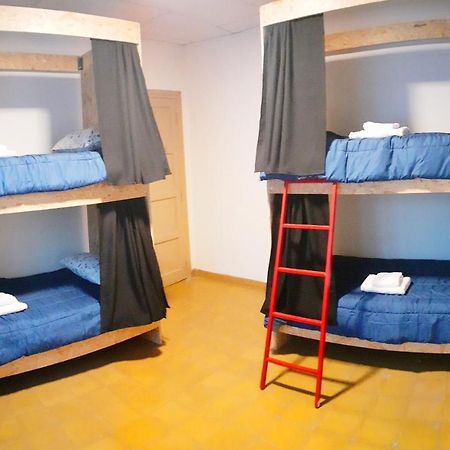 Oliwine Hostel Майпу Екстер'єр фото